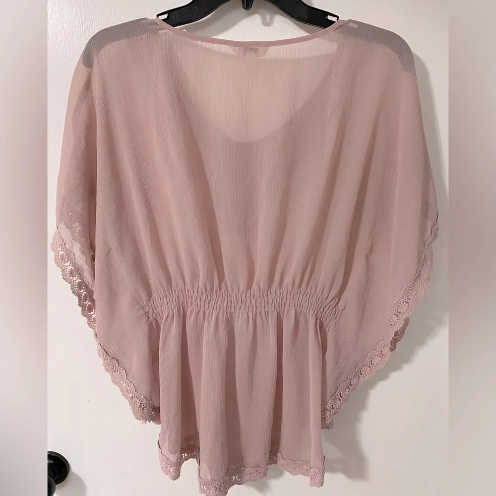 Candies Beautiful  Sheer Women’s Top - Picture 3 of 6